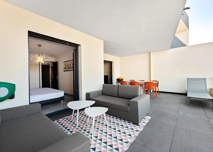 Domaine Du Frassu, T2 Standing, A Pied