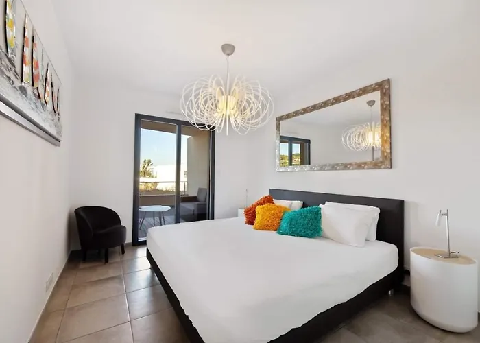 Appartement Domaine Du Frassu, T2 Standing, A Pied *